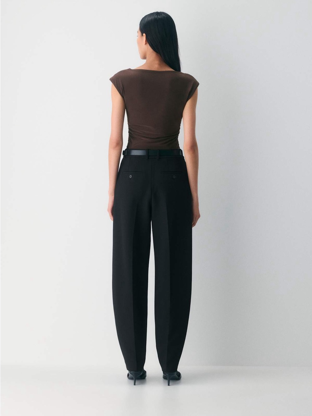 ROXANNE TOP IN SMOOTH MATTER - Picture 3 of 6